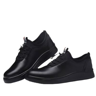 Sepatu dapur tahan air tahan minyak Sepatu keselamatan SRC tahan geser
